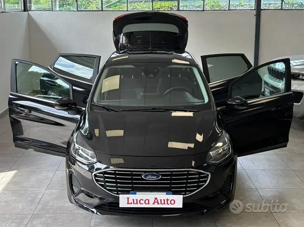 Usata Ford Fiesta 75 CV (55 kW) 2023 Nero Utilitaria