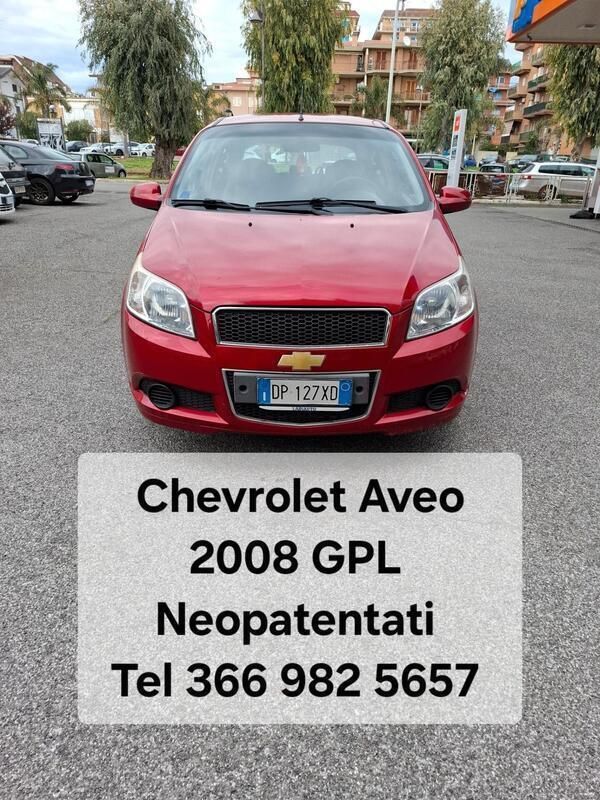 Rosso Usata 2008 Chevrolet Aveo LT Tre volumi | 2750 € (Buon prezzo) - Immagine 1/4