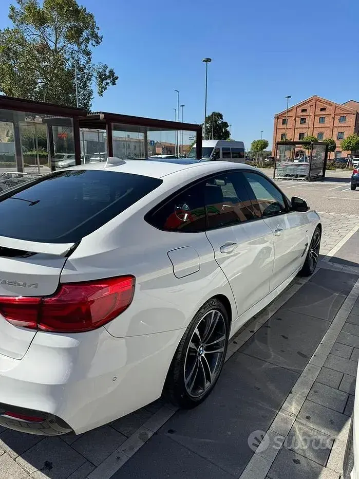 Usata BMW 320 Gran Turismo M Sport 190 CV (139 kW) 2018 Bianco Coupé