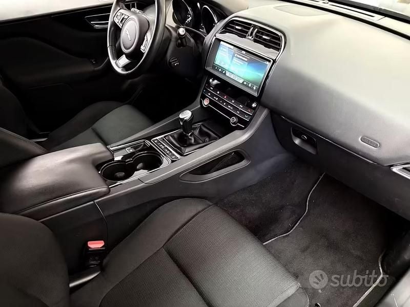 Usata Jaguar F-Pace Pure 163 CV (119 kW) 2019 Nero SUV