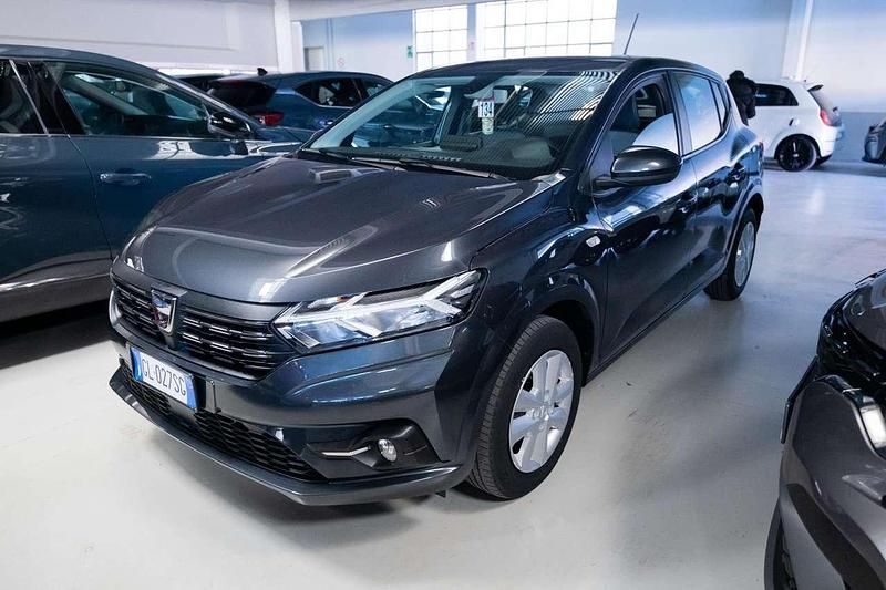 Usata Dacia Sandero Comfort 101 CV (74 kW) 2022 Grigio Berlina