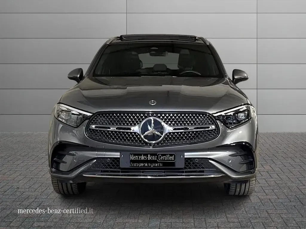 Usata Mercedes GLC220 AMG Line Premium Plus 197 CV (144 kW) 2023 Grigio selenite SUV