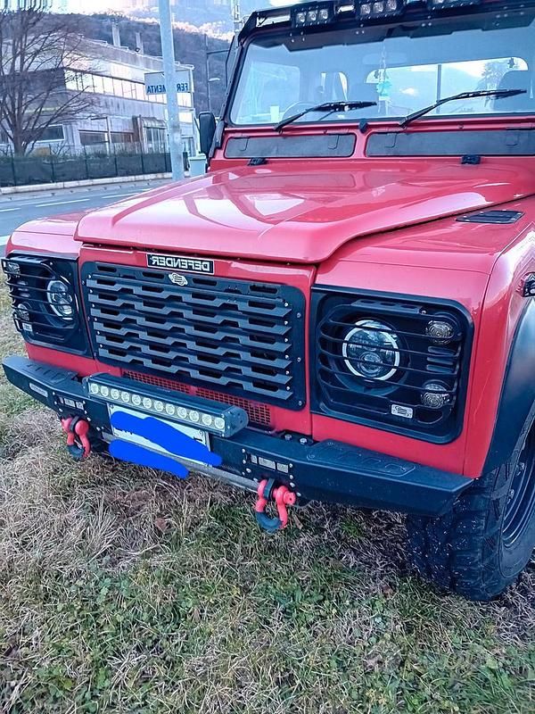Usata Land Rover Defender 86 CV (63 kW) 2000 Rosso