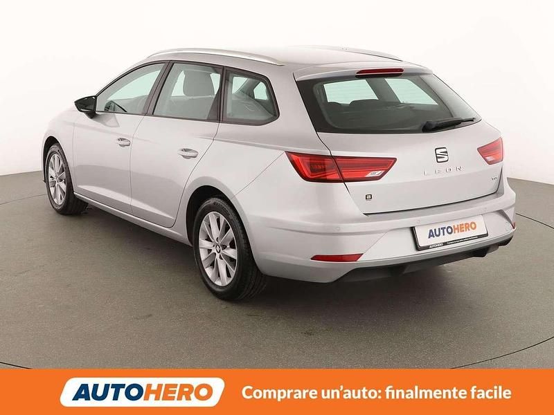 Usata Seat Leon Business 150 CV (110 kW) 2017 Argento Station wagon