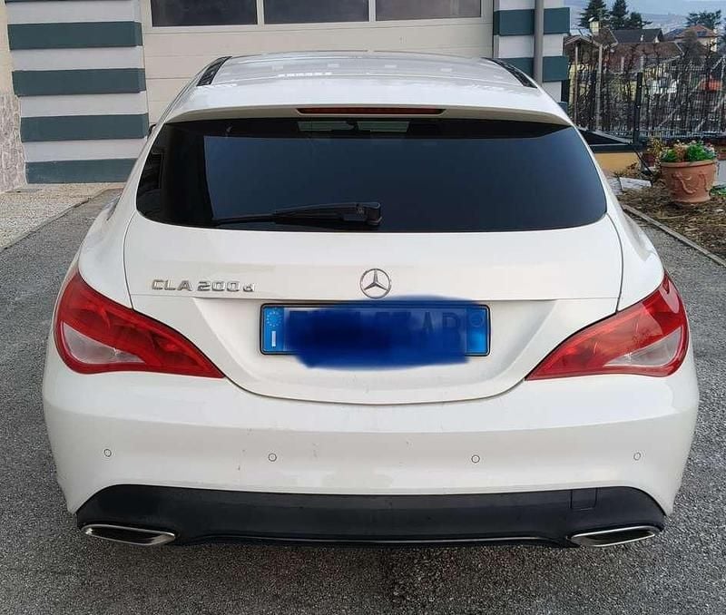 Usata Mercedes CLA200 Shooting Brake Night 136 CV (100 kW) 2017 Station wagon