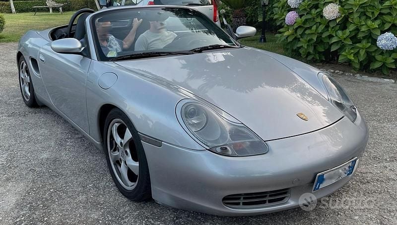 Gebraucht Porsche Boxster 204 PS (150 kW) 2002 Grau Cabrio
