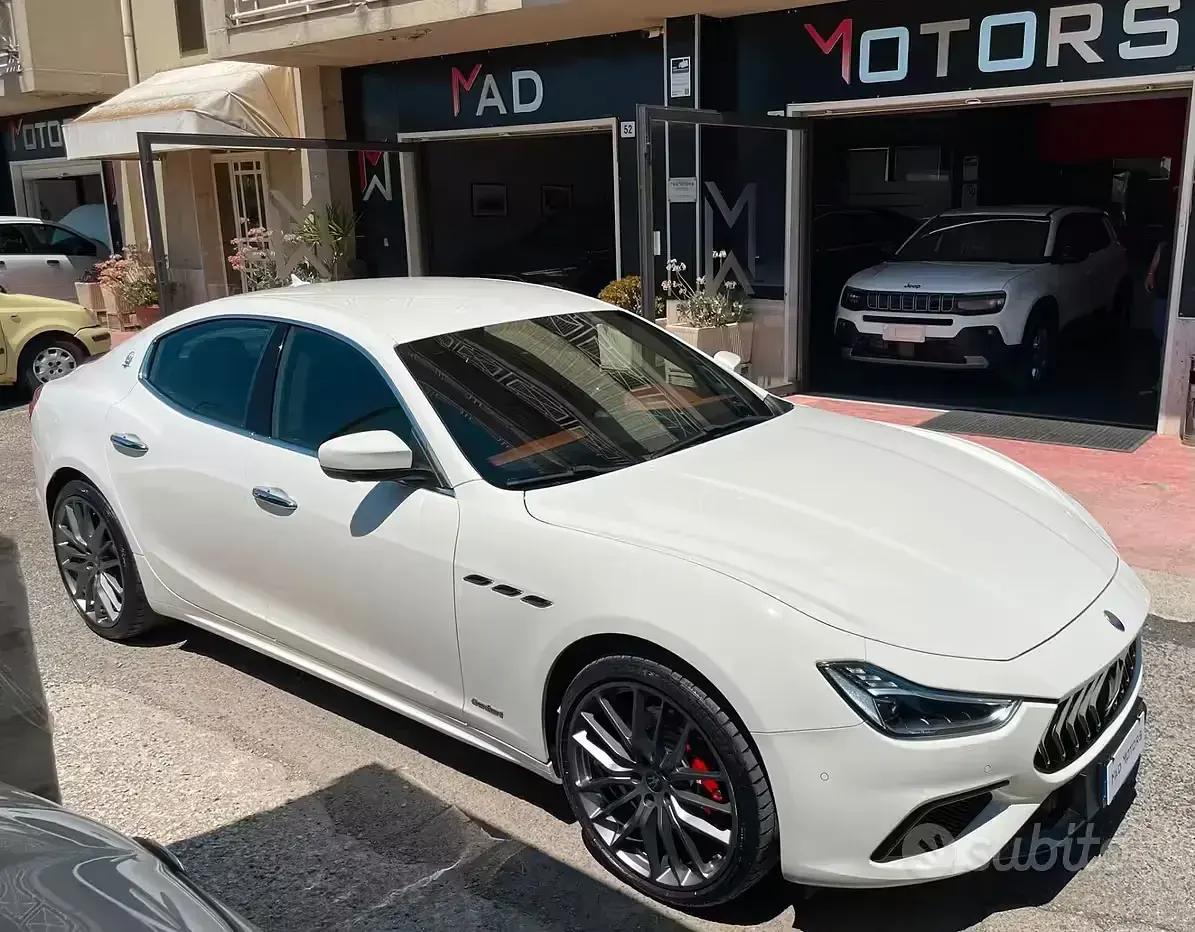 Usata Maserati Ghibli GranLusso 250 CV (183 kW) 2020 Berlina