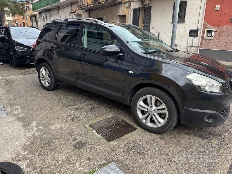 Usata Nissan Qashqai +2 Tekna 149 CV (109 kW) 2011 Nero SUV