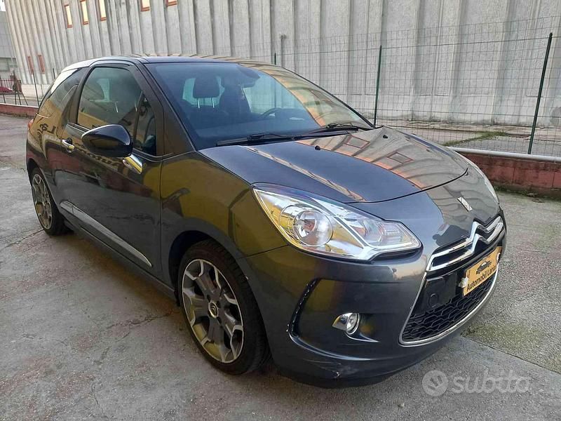 Usata DS Automobiles DS3 So Chic 68 CV (50 kW) 2014 Grigio Coupé