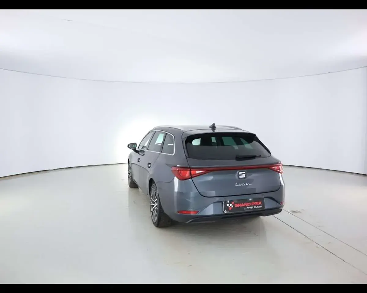 Usado Seat Leon XCELLENCE 150 HP (110 kW) 2021 Cinzento Carrinha