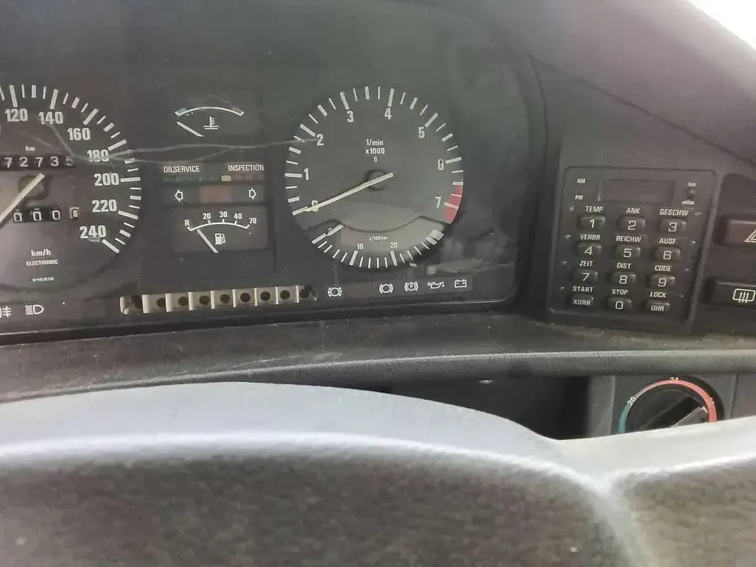 Usata BMW 528 184 CV (135 kW) 1982 Verde Berlina