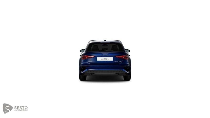 Usata Audi A3 Sportback e-tron S-Line 245 CV (180 kW) 2022 Blu Utilitaria