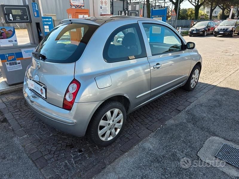 Usata Nissan Micra Acenta 80 CV (58 kW) 2006 Grigio Berlina