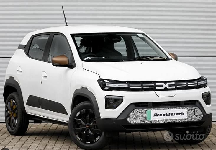 Usata Dacia Spring Extreme 47 kW (65 CV) 2025 Bianco Utilitaria