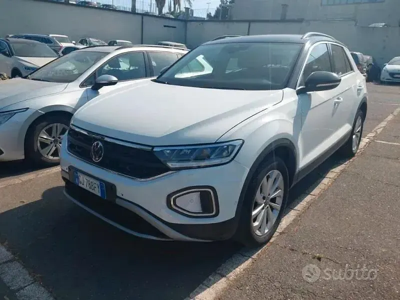 Usata VW T-Roc Style 110 CV (80 kW) 2022 Bianco SUV