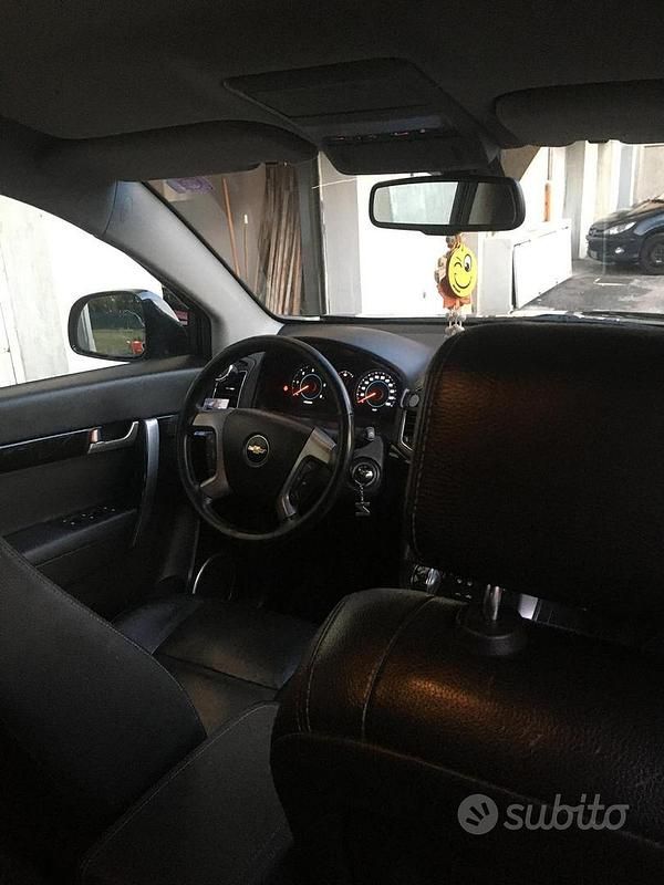 Usata Chevrolet Captiva LTZ 184 CV (135 kW) 2011 Blu SUV