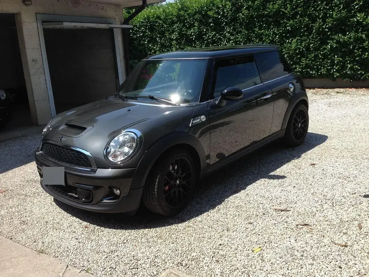 Usata Mini John Cooper Works 211 CV (155 kW) 2011 Grigio Utilitaria