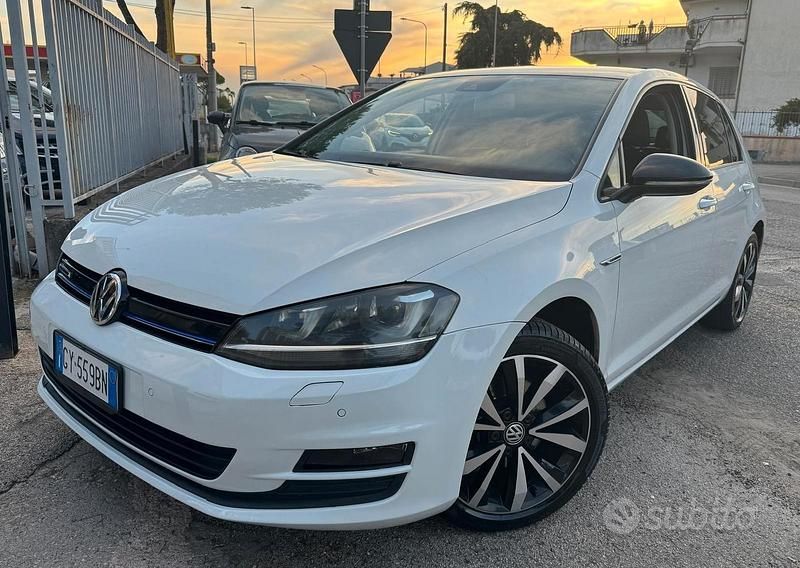 Occasion VW Golf VII 110 ch (80 kW) 2015 Blanc Berline
