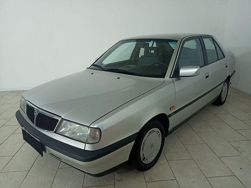 Usata Lancia Dedra 77 CV (56 kW) 1992 Argento Berlina