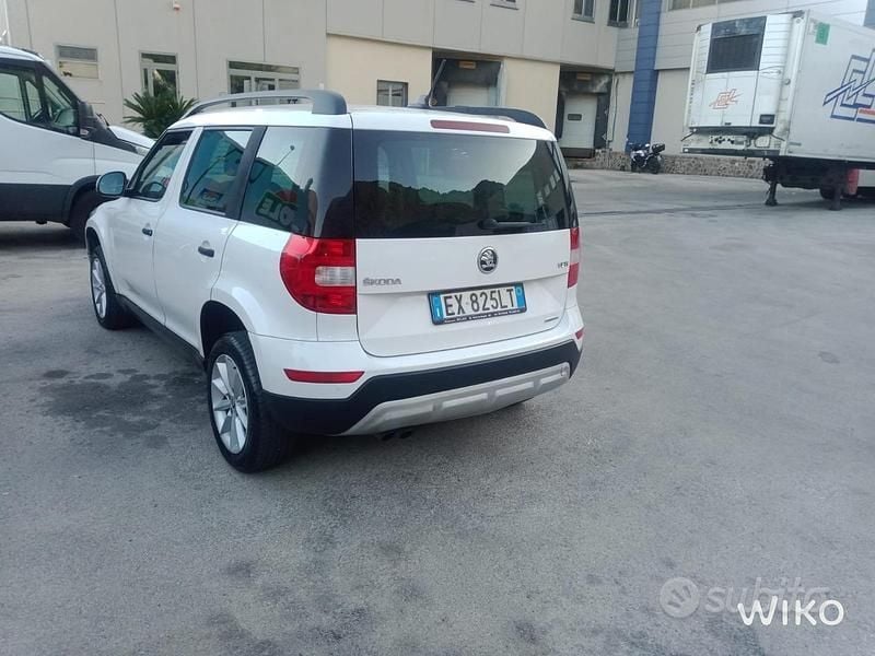 Usata Skoda Yeti 105 CV (77 kW) 2014 Bianco SUV