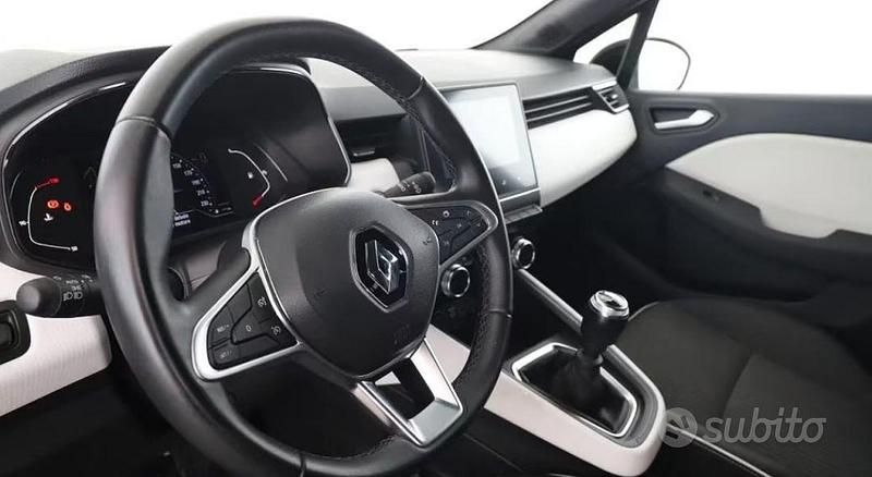 Usata Renault Clio V 100 CV (73 kW) 2021 Berlina