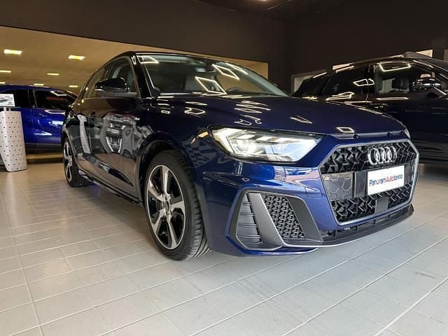 Usata Audi A1 S-Line 110 CV (80 kW) 2024 Blu Berlina
