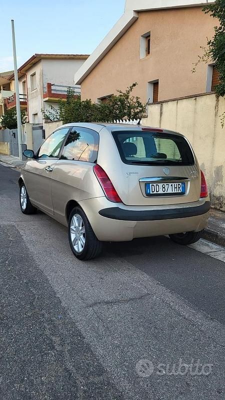 Usata Lancia Ypsilon 69 CV (50 kW) 2006 Utilitaria