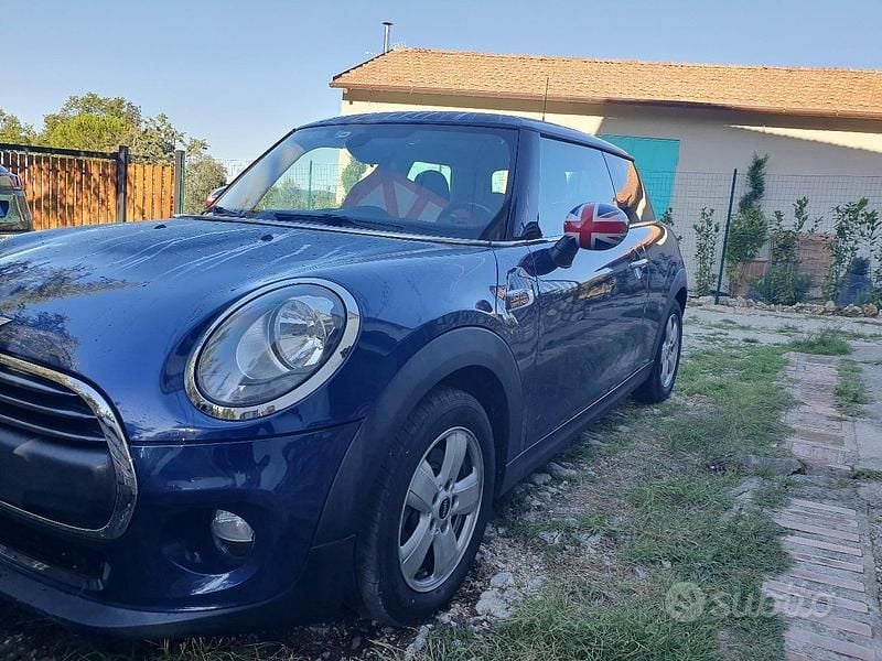 Begagnad Mini ONE 102 HK (75 kW) 2016 Blå Halvkombi
