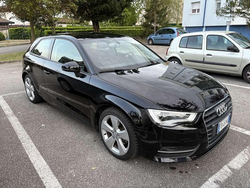 Usata Audi A3 Ambition 105 CV (77 kW) 2016 Berlina