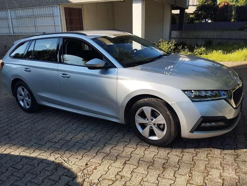 Käytetty Skoda Octavia 116 HP (85 kW) 2022 Farmari