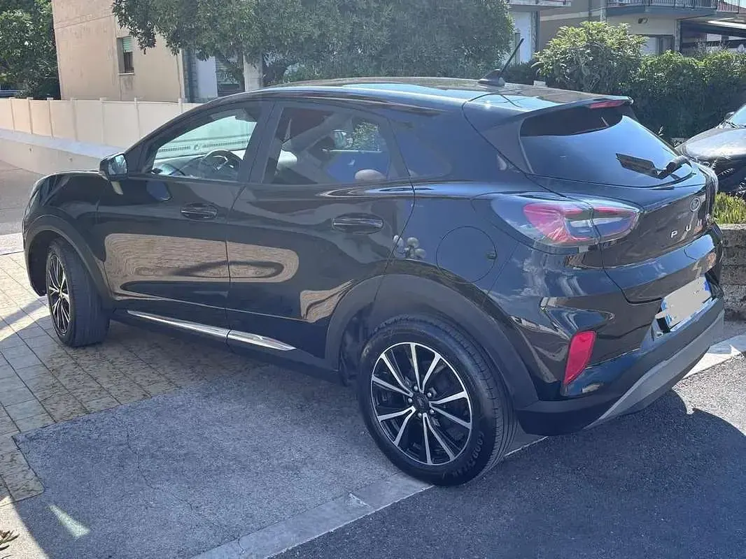 Usata Ford Puma Titanium 125 CV (91 kW) 2023 Nero SUV