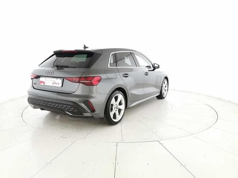 Usata Audi A3 S-Line 150 CV (110 kW) 2024 Grigio daytona perla Berlina