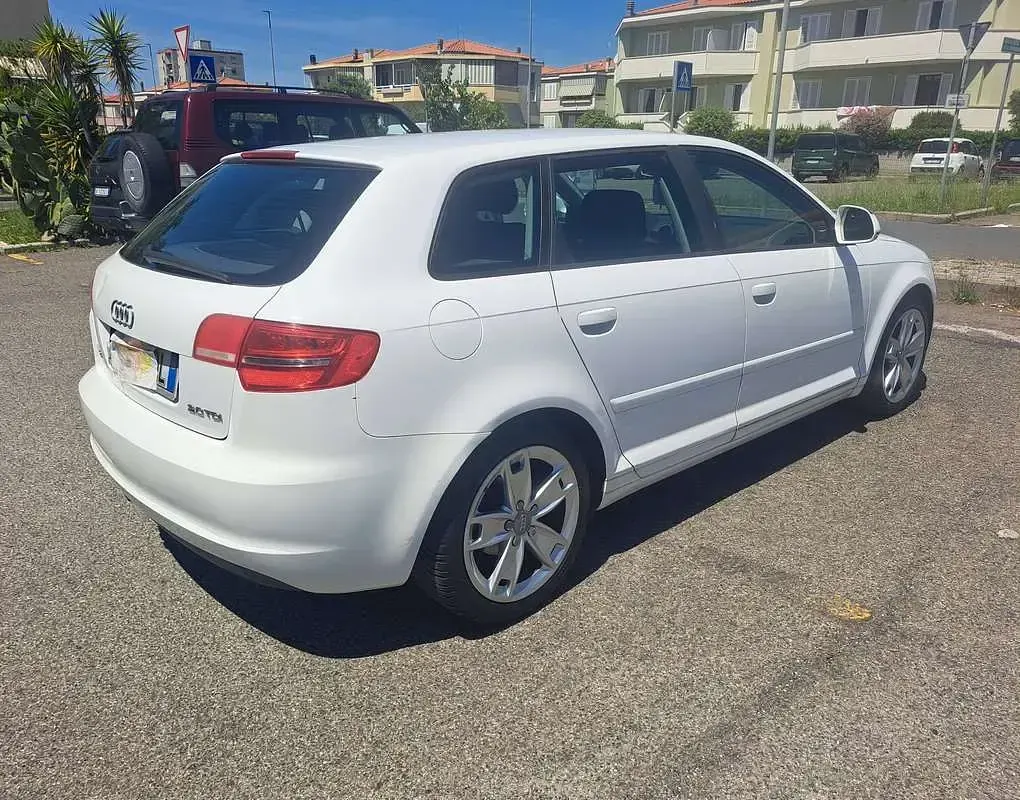 Usata Audi A3 Ambition 140 CV (102 kW) 2010 Bianco Utilitaria