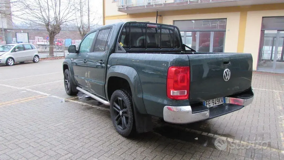 Usata VW Amarok 180 CV (132 kW) 2016 Verde Pick-up