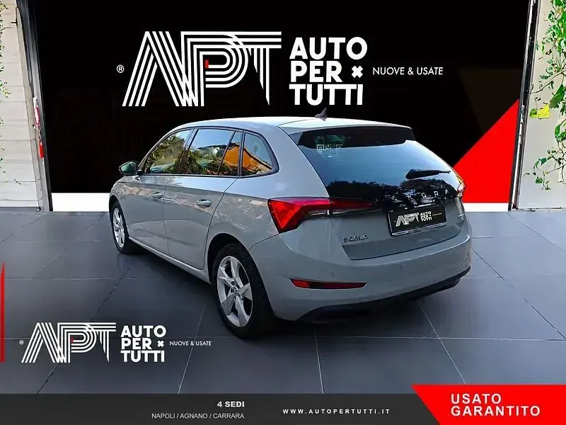 Usata Skoda Scala Sport 90 CV (66 kW) 2020 Grigio Utilitaria