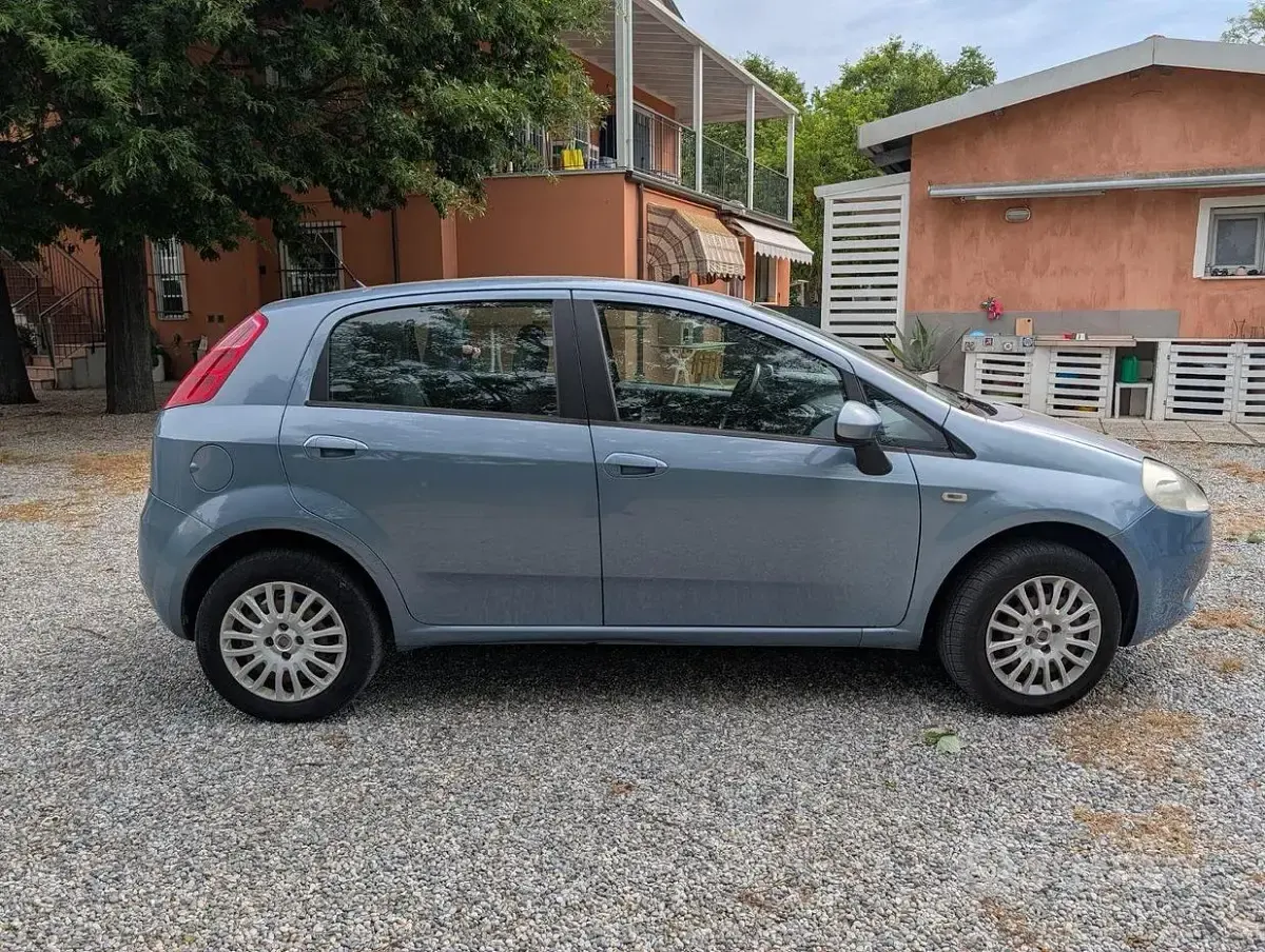 Usata Fiat Grande Punto 77 CV (56 kW) 2009 Utilitaria