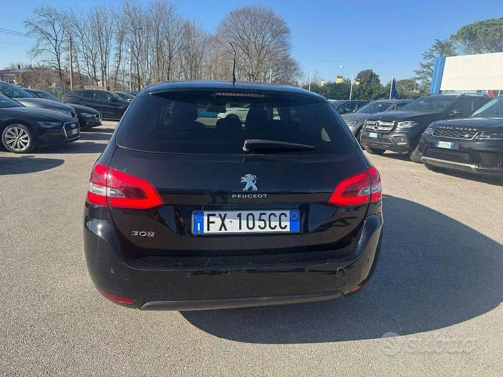 Usata Peugeot 308 Business-Line 131 CV (96 kW) 2019 Nero Station wagon