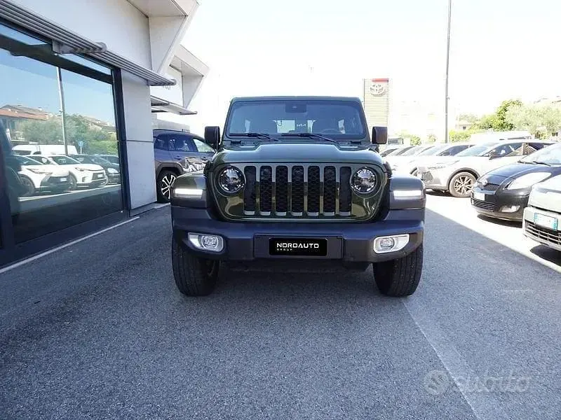 Usata Jeep Wrangler Unlimited Sahara 381 CV (280 kW) 2023 Verde SUV