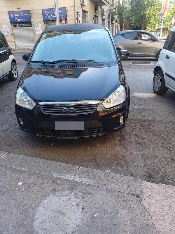 Begagnad Ford C-MAX 109 HK (80 kW) 2010 Svart Minibuss