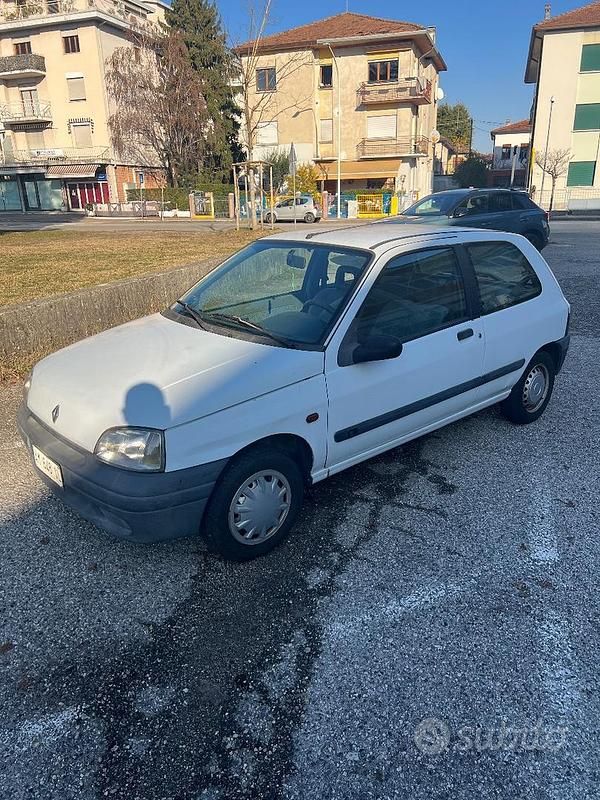 Usata Renault Clio 1996 Bianco Utilitaria