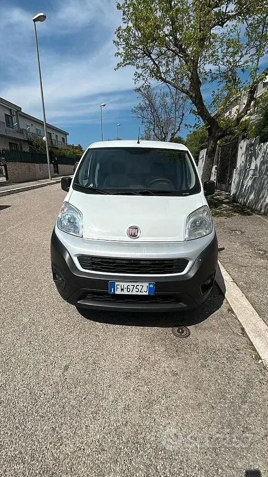 Usata Fiat Fiorino 77 CV (56 kW) 2019 Bianco Monovolume