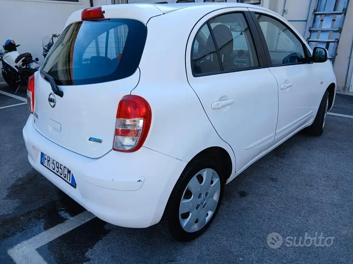 Usata Nissan Micra Acenta 80 CV (58 kW) 2012 Bianco Utilitaria