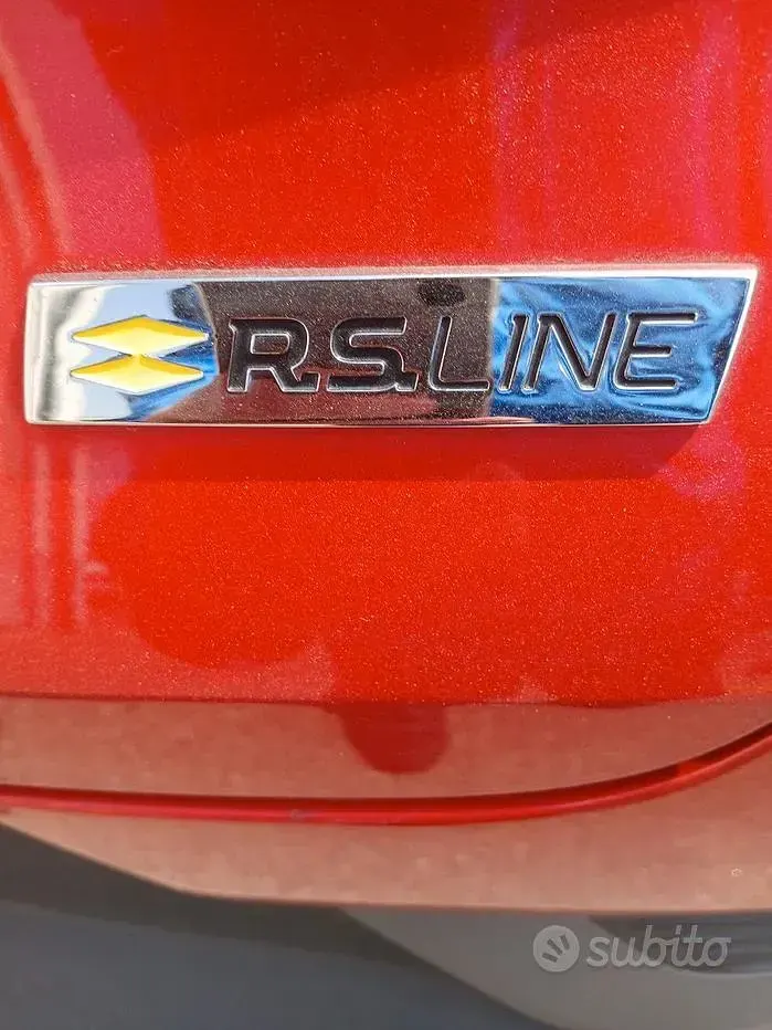 Usata Renault Captur RS Line 100 CV (73 kW) 2022 Rosso SUV