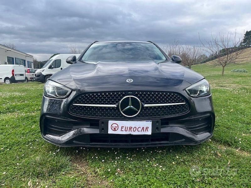 Usata Mercedes C300e Premium 265 CV (194 kW) 2022 Nero Station wagon