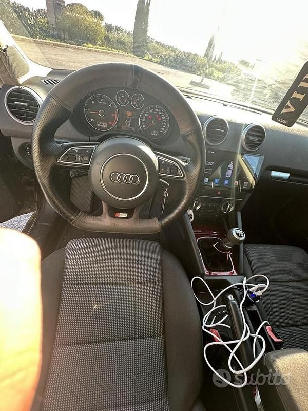 Usata Audi A3 105 CV (77 kW) 2011 Nero Utilitaria