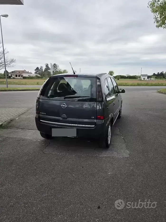 Usata Opel Meriva 105 CV (77 kW) 2006 Monovolume