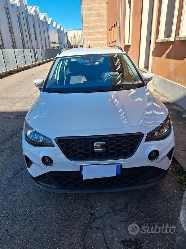 Usata Seat Arona Style 90 CV (66 kW) 2023 Bianco SUV