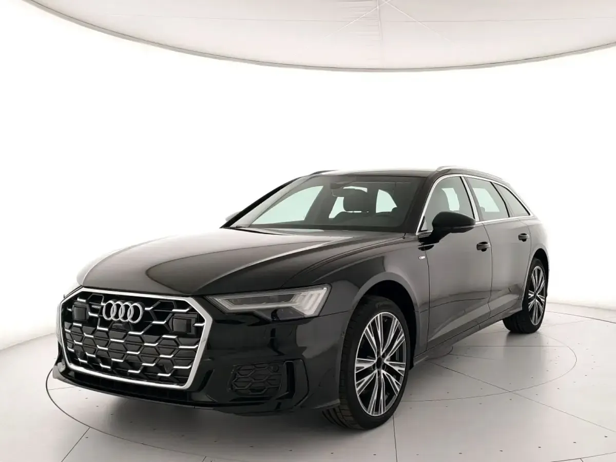 Nuova Audi A6 Business 286 CV (210 kW) 2026 Nero Station wagon