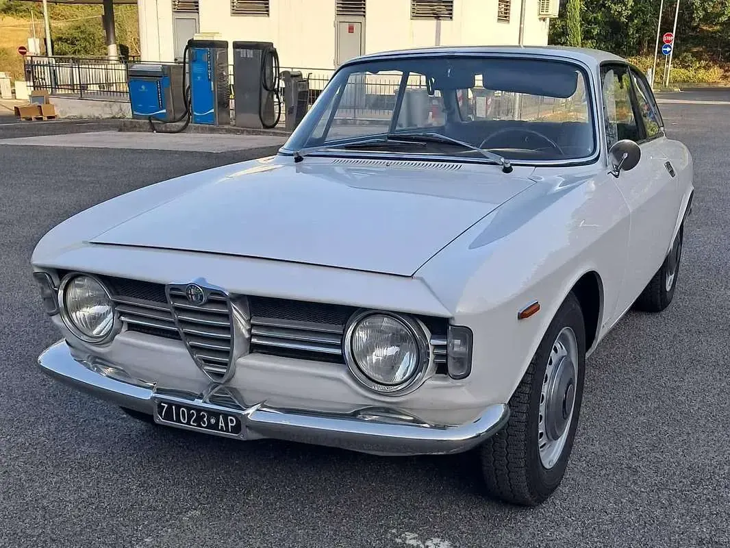 Usata Alfa Romeo Giulia Sprint Sprint 110 CV (80 kW) 1967 Bianco Coupé