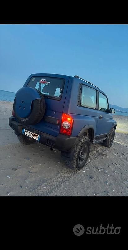 Usata Ssangyong (KGM) Korando 1999 Blu SUV
